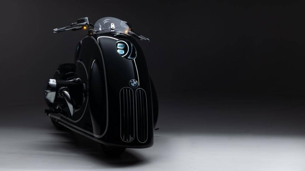 Hệ thống đèn pha LED cũng như đèn báo rẽ của hãng Kellermann