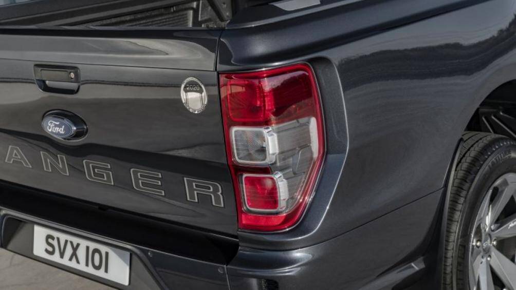 Chiếc MS-RT đi kèm với thanh thể thao khí động học, hệ thống thông tin giải trí SYNC 3 với màn hình cảm ứng 8 inch và camera ngược