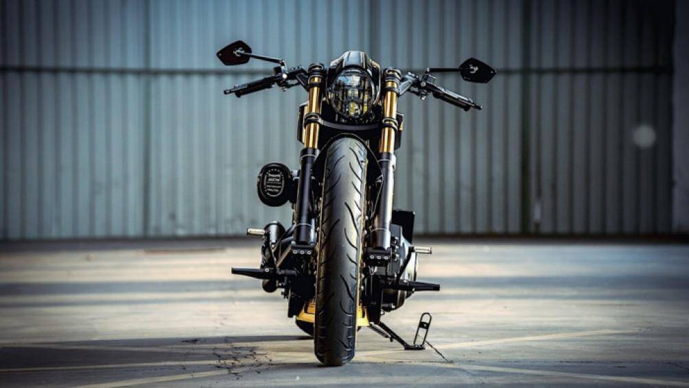 Tuy nhiên, theo nhiều chuyên gia dựa vào các chi tiết bổ sung được liệt kê thì giá trị của gói độ này có thể lên đến 49.000 USD, tương đương 1,13 tỷ đồng