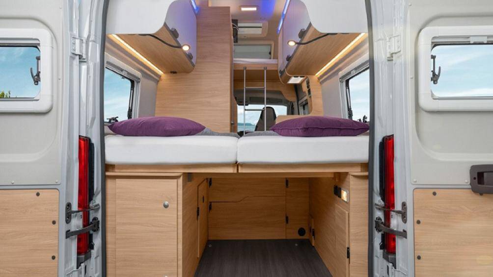 Ở bên trong, Boxstar XL có nhiều không gian và trang bị hơn những gì bạn có thể tưởng tượng