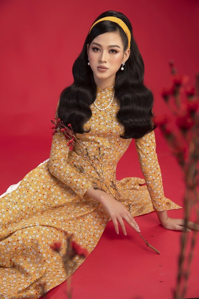 Dịp Tết đến xuân về, người đẹp bắt nhịp không khí xuân với bộ ảnh áo dài theo những phong cách khác nhau