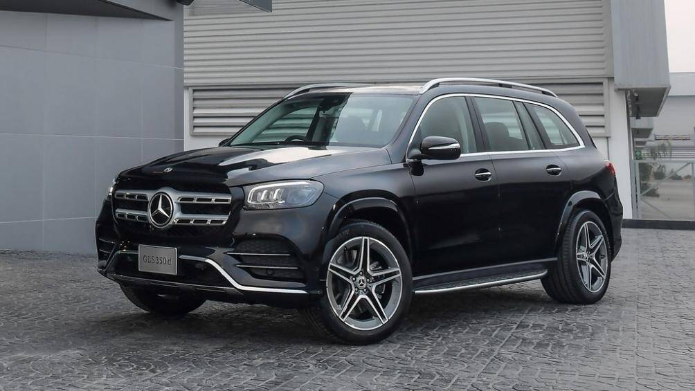 Mercedes-Benz vừa cho ra mắt GLS 350 d 4MATIC AMG Premium 2021 tại thị trường Thái Lan theo diện lắp ráp nội địa với giá từ 6,499 triệu baht (5 tỷ đồng)