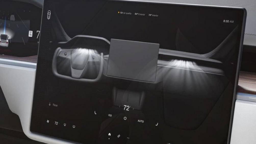 Model X phiên bản Plaid có giá 119.990 USD và công suất 1.020 mã lực