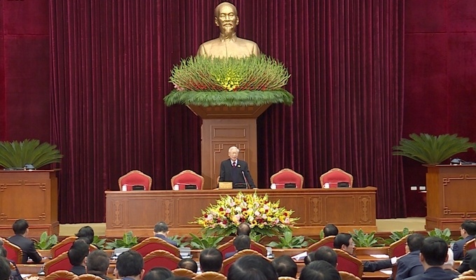 Có 8 Uỷ viên Bộ Chính trị tái đắc cử Trung ương khoá mới là Tổng Bí thư, Chủ tịch nước Nguyễn Phú Trọng; Thủ tướng Nguyễn Xuân Phúc; Trưởng Ban Tổ chức Trung ương Phạm Minh Chính; Bí thư Thành uỷ Hà Nội Vương Đình Huệ; Phó Thủ tướng, Bộ trưởng Bộ Ngoại giao Phạm Bình Minh; Trưởng Ban Tuyên giáo Trung ương Võ Văn Thưởng; Trưởng Ban Dân vận Trung ương Trương Thị Mai; Đại tướng, Bộ trưởng Bộ Công an Tô Lâm.
