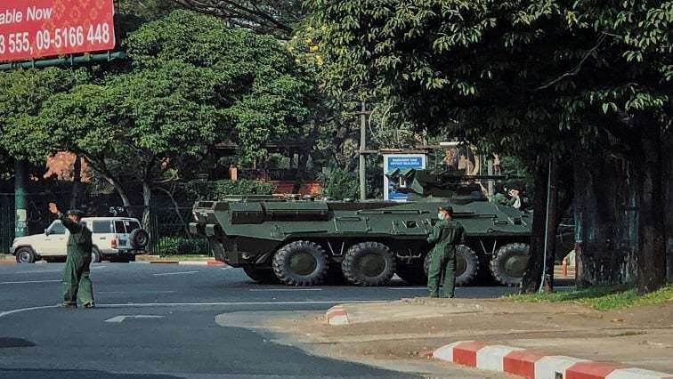 Quân đội Myanmar áp đặt tình trạng khẩn cấp trong một năm.