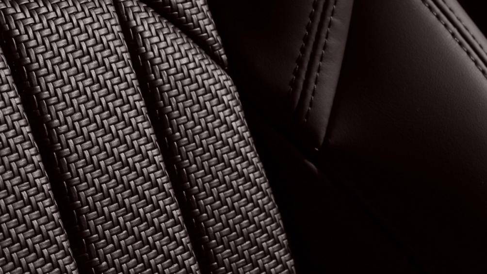 Giá bán của Maserati Levante S GranSport phiên bản giới hạn tại Malaysia từ 838.800 RM (4,8 tỷ đồng)