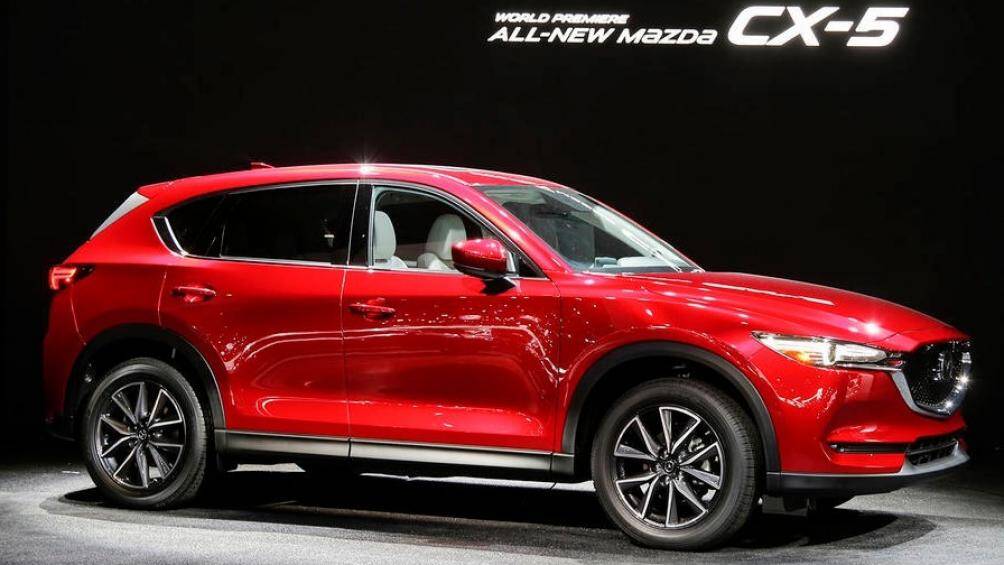 5. Mazda CX-5 (giá khởi điểm: 25.190 USD)