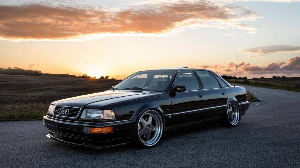 10. Audi V8