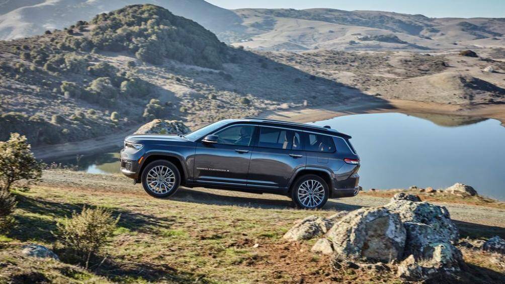 Xe được trang bị một loạt hệ thống hỗ trợ gồm kiểm soát hành trình thích ứng với chức năng giám sát điểm mù, cảnh báo va chạm...