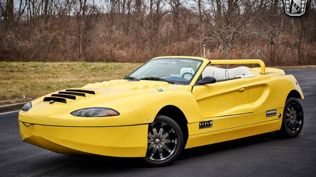 Chiếc Hydra Spyder đời 2008 này là một mẫu xe lưỡng cư (vừa đi trên bộ và có thể lội nước) cực hiếm khi chỉ có 6 chiếc được chế tạo trên thế giới