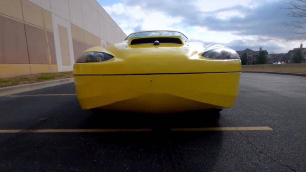 Không chỉ mang một dáng vẻ thể thao, Hydra Spyder còn được tuyên bố là một chiếc xe "không thể chìm" nhờ lượng lớn xốp nổi