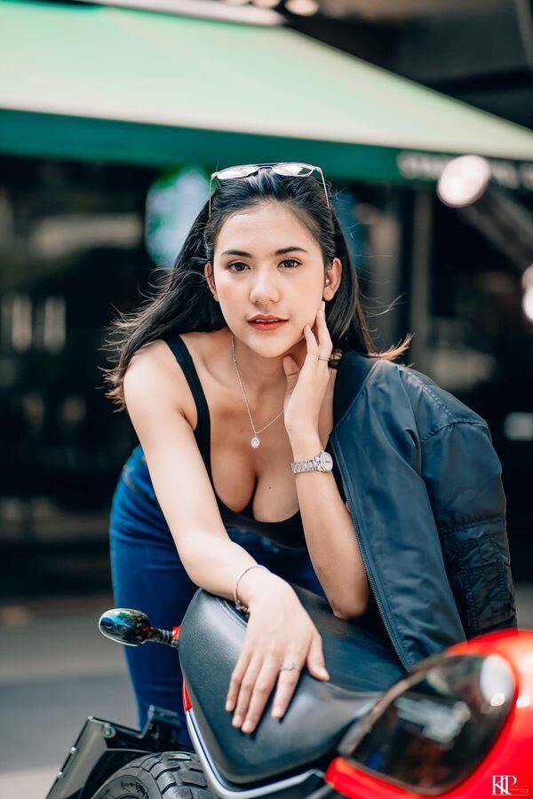 Những đường cong hút mắt