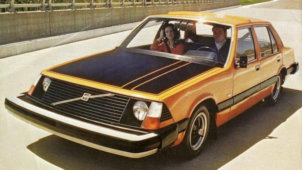 Mất tới 16 năm sau, công nghệ camera lùi mới trở lại khi Volvo giới thiệu Experimental Safety Car trong năm 1972