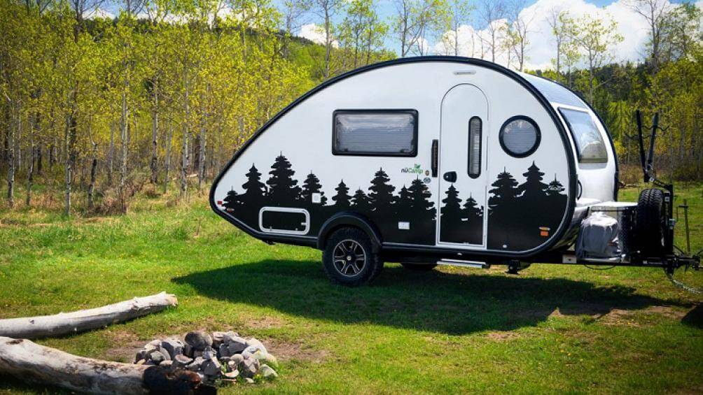 Tab 400 Teardrop có kiểu dáng giọt nước, đây cũng là mẫu nhà di động có không gian rộng rãi nhất của hãng nuCamp RV