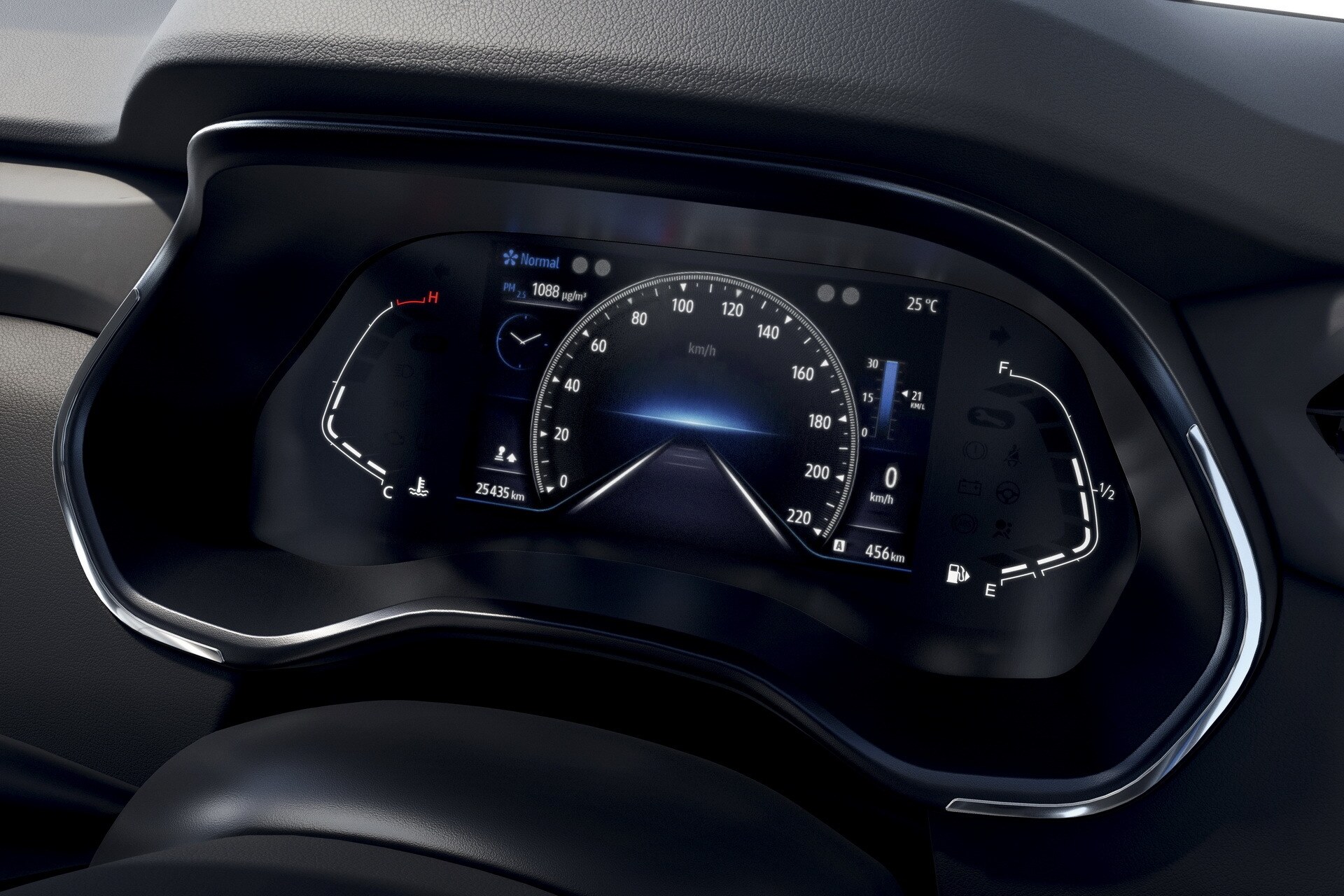 Một số tiện ích khác trên mẫu xe này bao gồm: Máy lọc không khí, sạc không dây, khởi động không cần chìa, hệ thống âm thanh Arkamys...