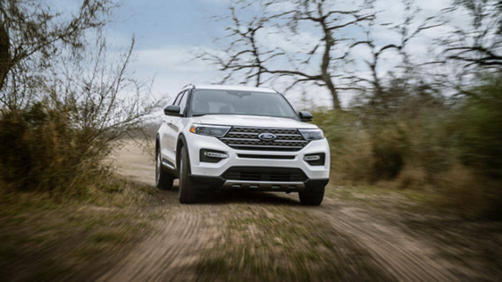 "Trái tim" của Ford Explorer King Ranch 2021 là khối động cơ EcoBoost 3.0L, V6 sản sinh công suất tối đa 365 mã lực, hộp số 10 cấp