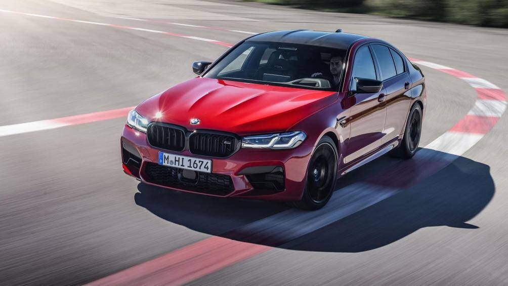 5. BMW M5 Competition (304 km/h)