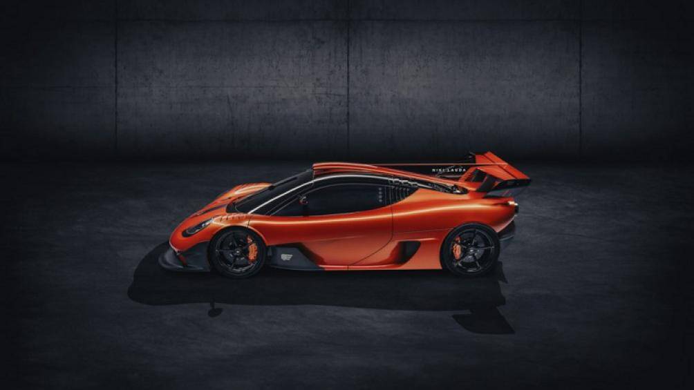 Siêu xe Gordon Murray T.50s Niki Lauda được thiết kế song song với T.50, như một "quái vật" trên đường đua với khối động cơ mạnh mẽ