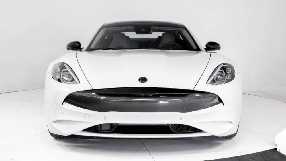 GS-6 sẽ cung cấp tùy chọn với các chi tiết màu đen và nhiều chi tiết bằng sợi carbon ở ngoại thất xe