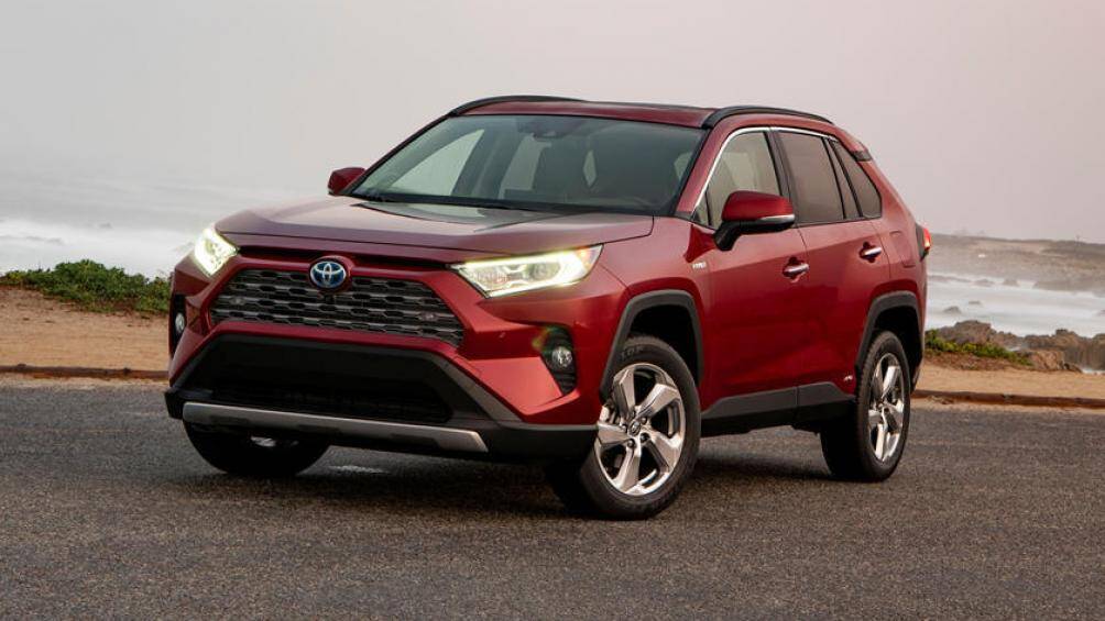 1. Toyota RAV4 (doanh số: 995.762 chiếc)