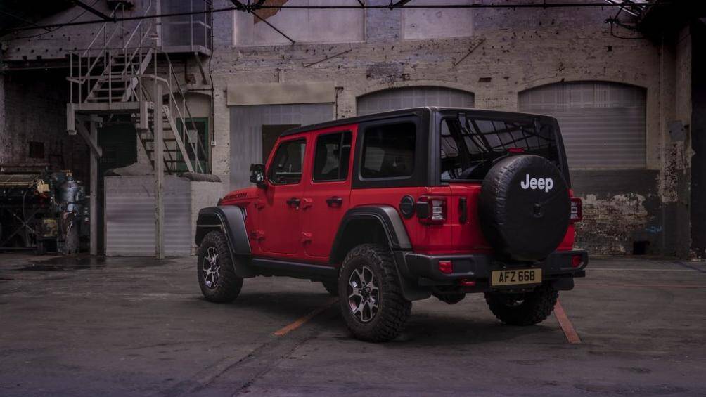 Theo chia sẻ từ nhà sản xuất, Jeep Wrangler 1941 Edition được phát triển dựa trên mẫu Wrangler Rubicon Unlimited