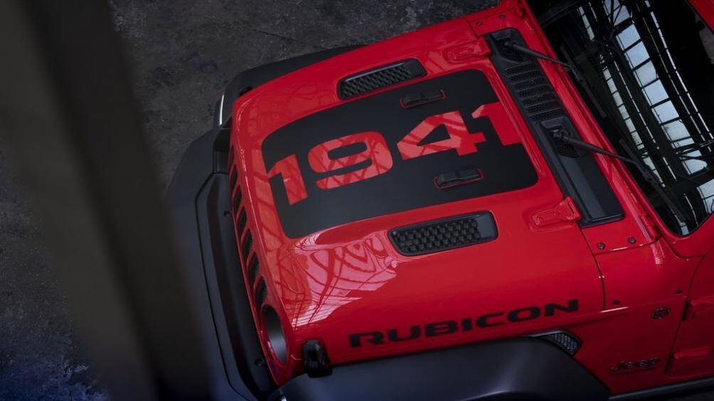 Đây là phiên bản kỷ niệm 80 năm thành lập của hãng (1941) và chỉ được sản xuất giới hạn đúng 41 chiếc