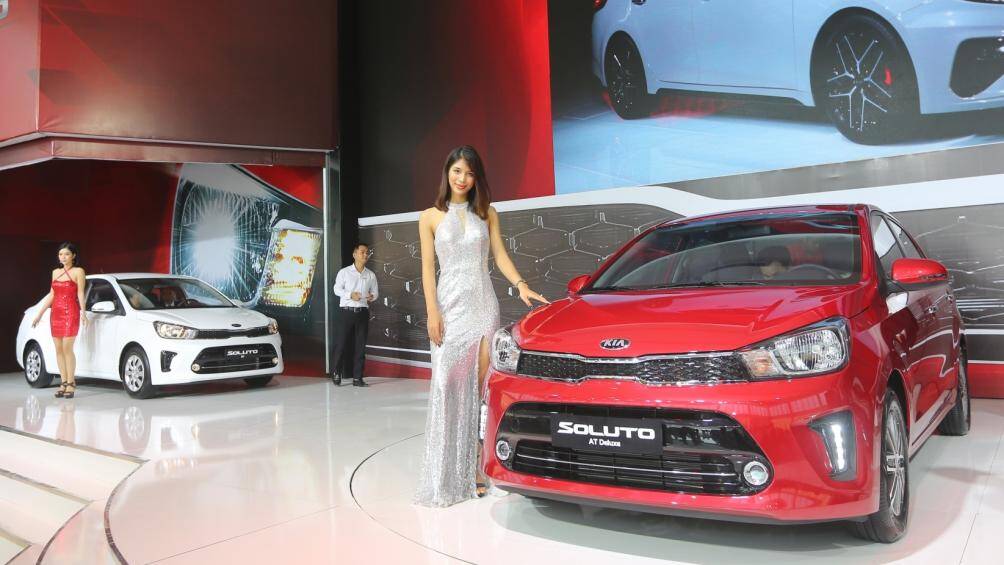 Phân khúc B (sedan): Kia Soluto có giá khởi điểm từ 369 triệu đồng