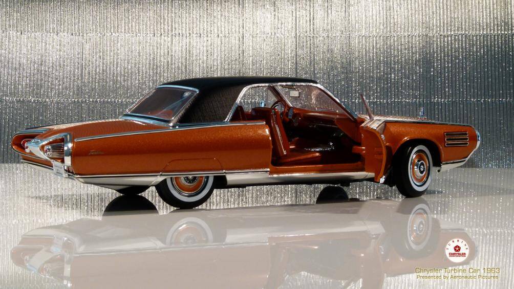 Những chiếc xe này có lợi thế của động cơ tuabin khí chạy êm, ít bảo dưỡng và có tỷ lệ công suất trên trọng lượng lớn