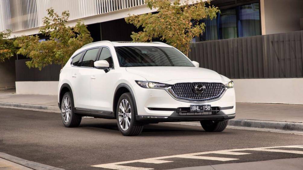 Mới đây, Mazda đã cập nhật phiên bản CX-8 2021 dành cho thị trường Australia với nhiều nâng cấp về ngoại hình và trang bị