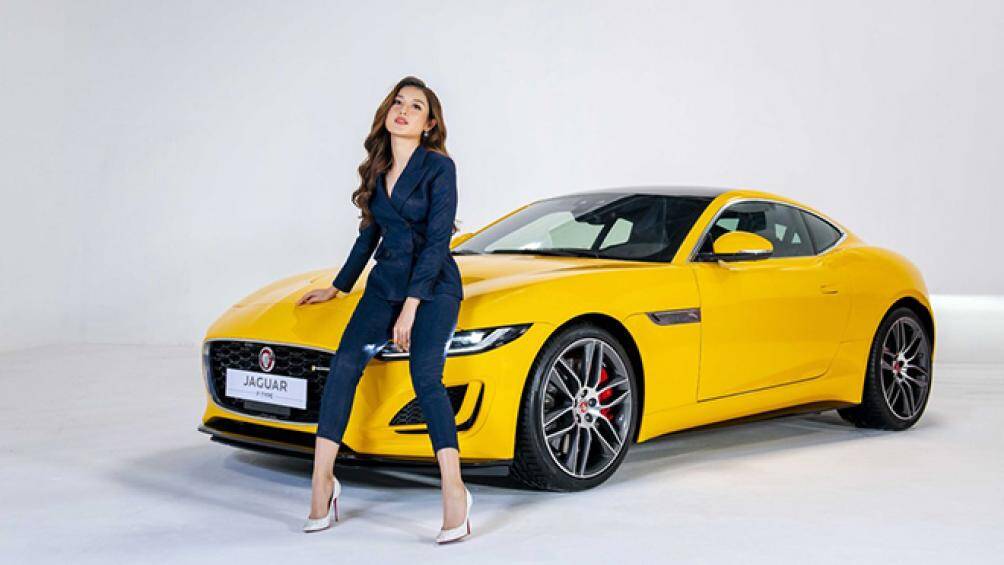 Đầu tiên là khối động cơ xăng 2.0L Ingenium cho công suất 295 mã lực