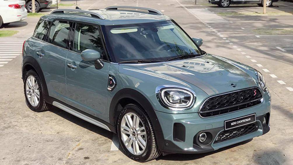 MINI Countryman Cooper S 2021 mới đây được THACO phân phối chính hãng tại Việt Nam với giá bán từ 2,439 tỷ đồng