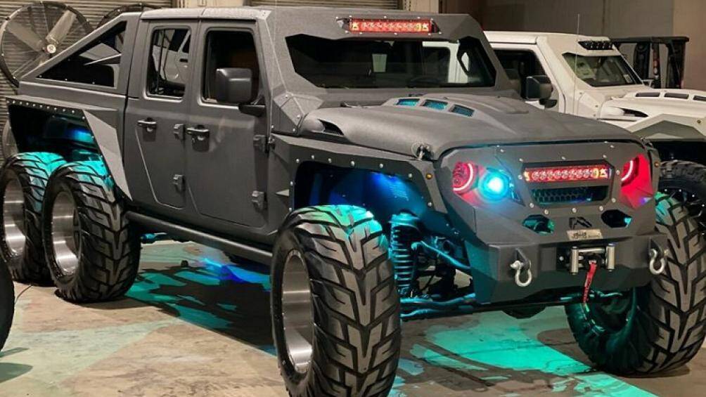 Apocolypse Hellfire 6x6 đã trải qua nhiều thay đổi lớn ở ngoại thất, bao gồm việc trang bị các tấm ốp mới ở phía trước, hai bên và phía sau