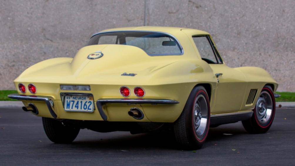 Chiếc xe chỉ chạy 348 dặm rồi được phục hồi, bảo quản nguyên vẹn