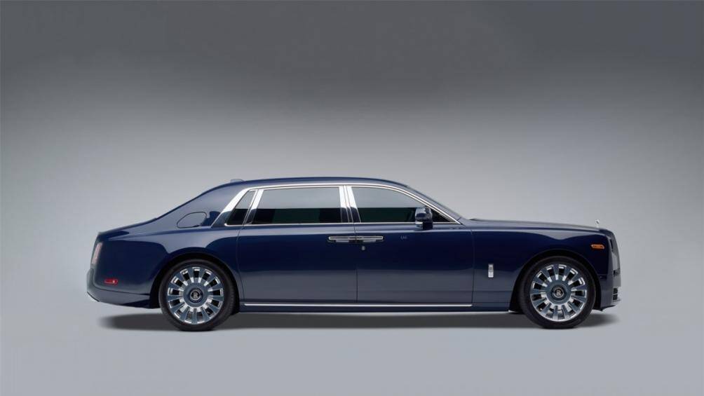 Ông Smith đã quyết tâm mang bầu không khí thân thuộc, ấm áp này vào nội thất của chiếc Rolls-Royce đặc biệt của mình