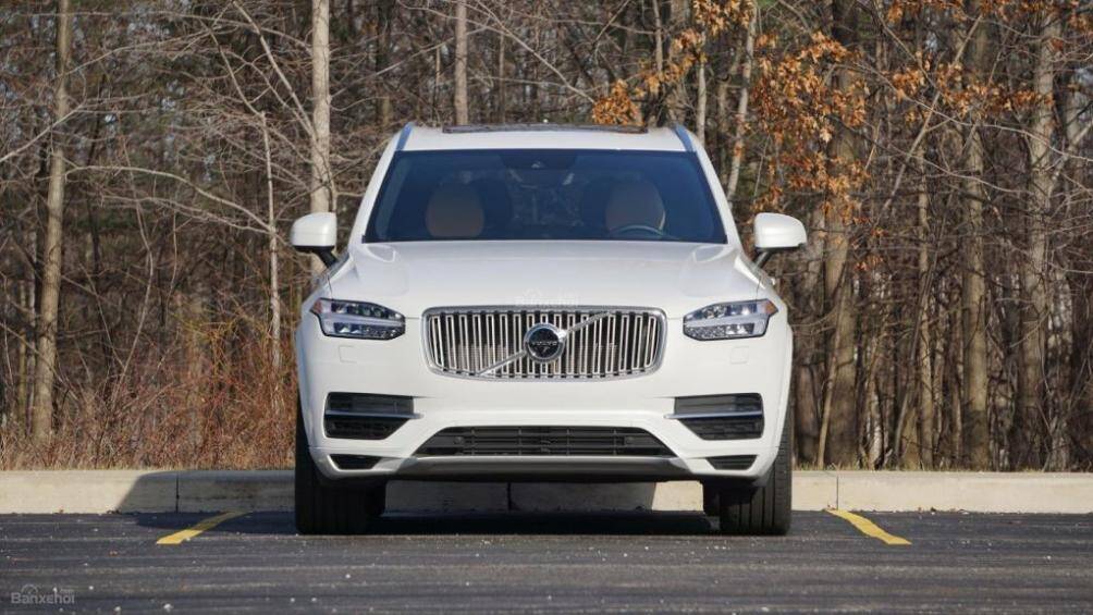 8. Volvo XC90