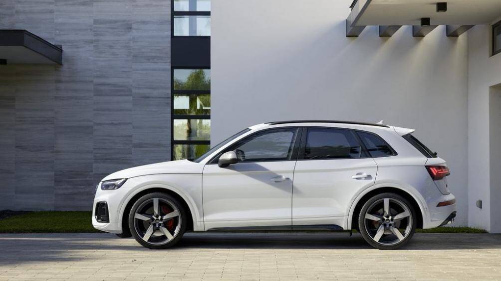 10. Audi SQ5