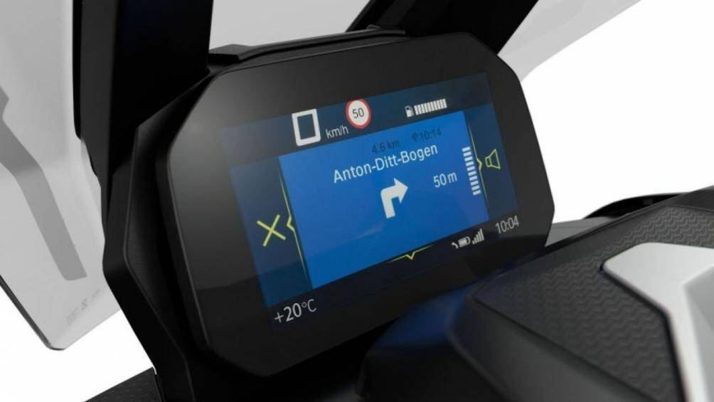 Ngoài ga điện tử, các lò xo trong ly hợp ly tâm của C400 đã được tối ưu hóa để loại bỏ độ trễ khi hoạt động