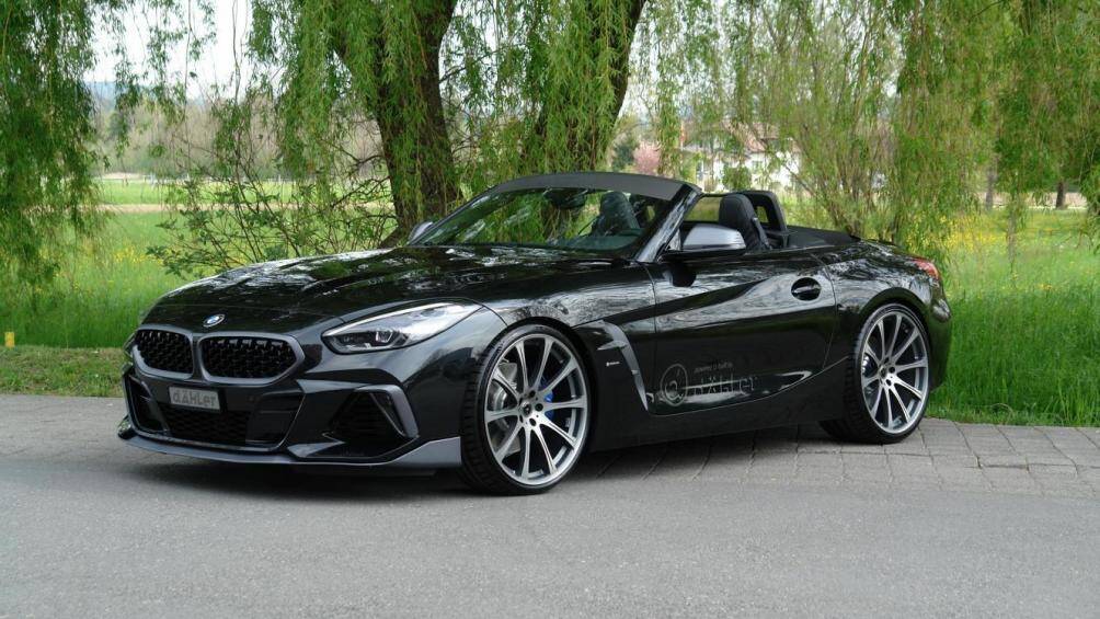 7. BMW Z4 M40i: Chiếc BMW Z4 M40i đã chiến thắng Porsche 718 Boxster bằng khả năng tăng tốc khủng của mình