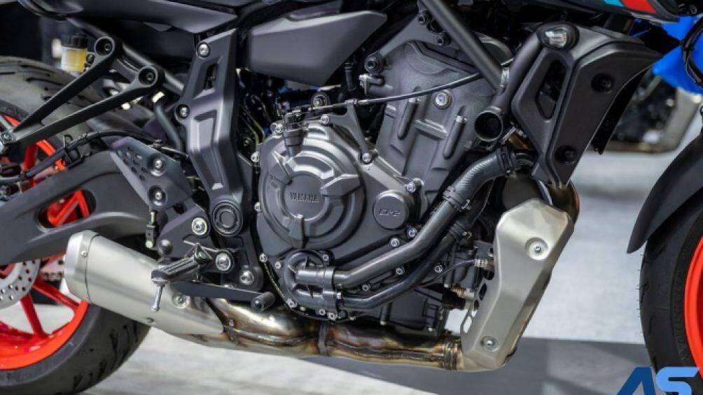 Xe sử dụng khối động cơ Crossplane 2, 2 xy lanh dung tích 689cc cho công suất tối đa 73,4 mã lực