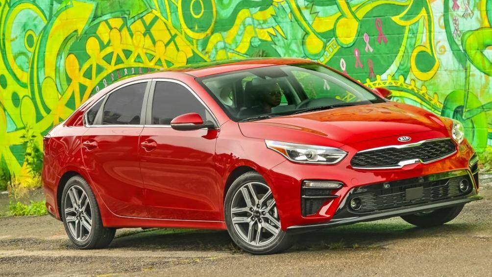 1. Kia Forte - Kia Cerato 2021 (giá khởi điểm: 17.890 USD)