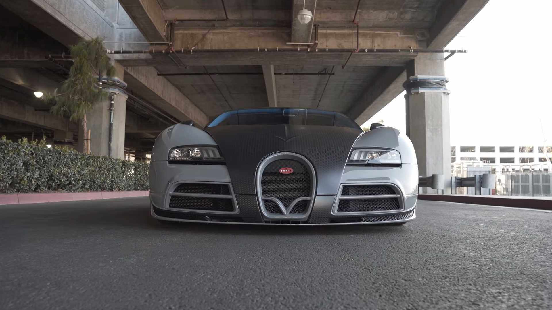 Toàn bộ các chi tiết carbon ở ngoại thất đã được đánh nhám, hoàn thiện lại với lớp màu nhám tương tự với chiếc xe nguyên bản