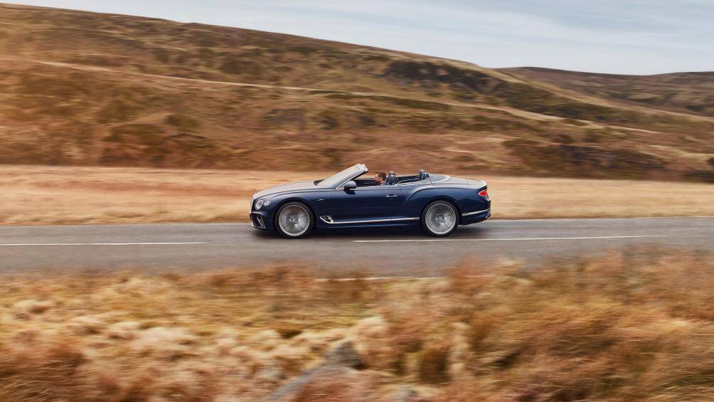 Sau một tháng ra mắt, Continental GT Speed mới lộ diện phiên bản mui trần của mình với cái tên tên Continental GT Speed Convertible