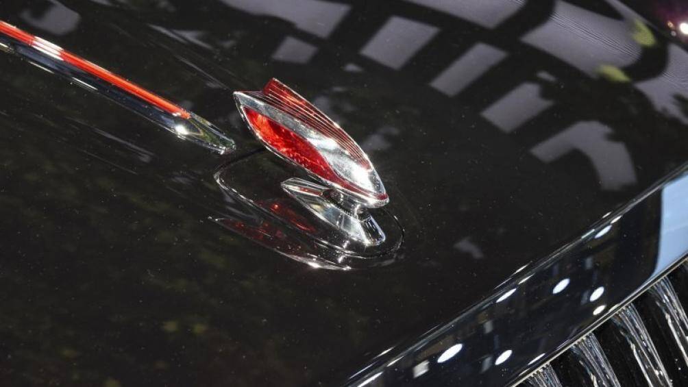 Hồng Kỳ L-Concept là một mẫu sedan 4 cửa cỡ lớn với thiết kế "cơ bắp" bên ngoài, cửa xe được thiết kế mở ngược như Rolls-Royce