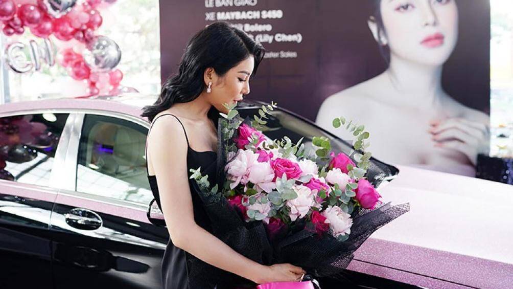 Xe chỉ mất khoảng thời gian 5,9 giây để tăng tốc từ vị trí đứng yên lên 100 km/h trước khi đạt vận tốc tối đa 250 km/h