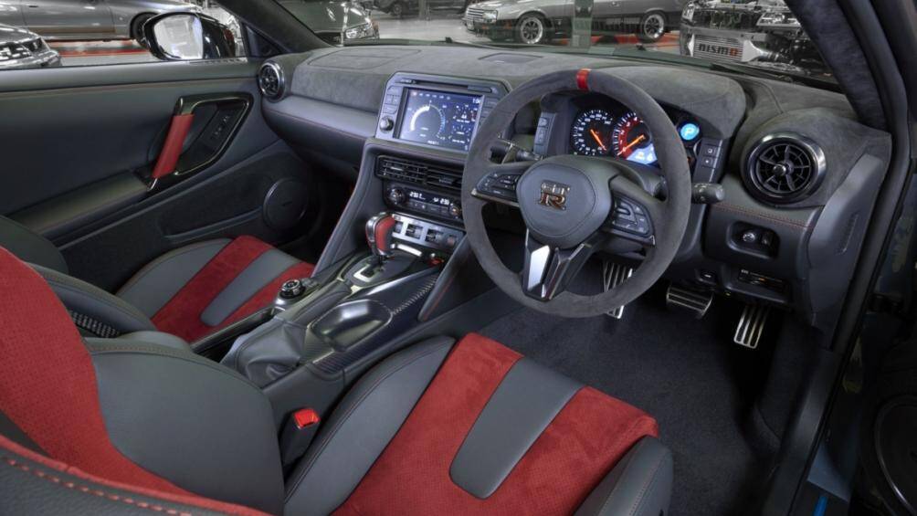 Phiên bản này được Nissan thiết kế với diện mạo mới để mang đến sự cân bằng tuyệt đối của sức mạnh, hiệu suất và sự phấn khích