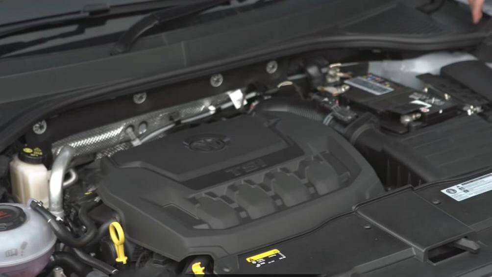 Volkswagen T-Cross được trang bị động cơ ba xy-lanh TSI, dung tích 1.0L tăng áp, cho công suất 113 mã lực