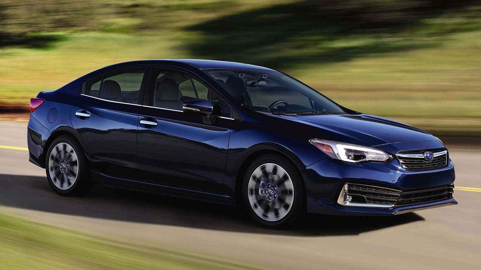 9. Subaru Impreza 2021 đạt được 3,8 điểm theo đánh giá của KBB, có giá bán khởi điểm từ 19.720 USD