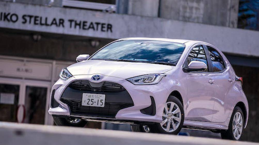 1. Toyota Yaris (doanh số: 19.974 chiếc)