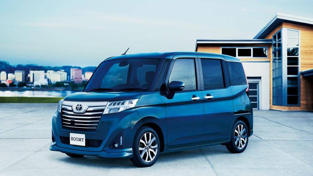 2. Toyota Roomy (doanh số: 12.161 chiếc)