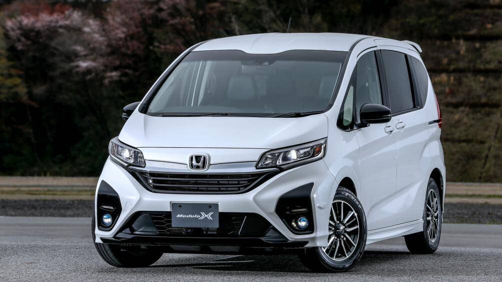 9. Honda Freed (doanh số: 5.426 chiếc)